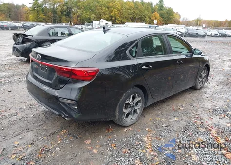 2021 Kia Forte Lxs из США, поврежденный, VIN 3KPF24AD6ME387728